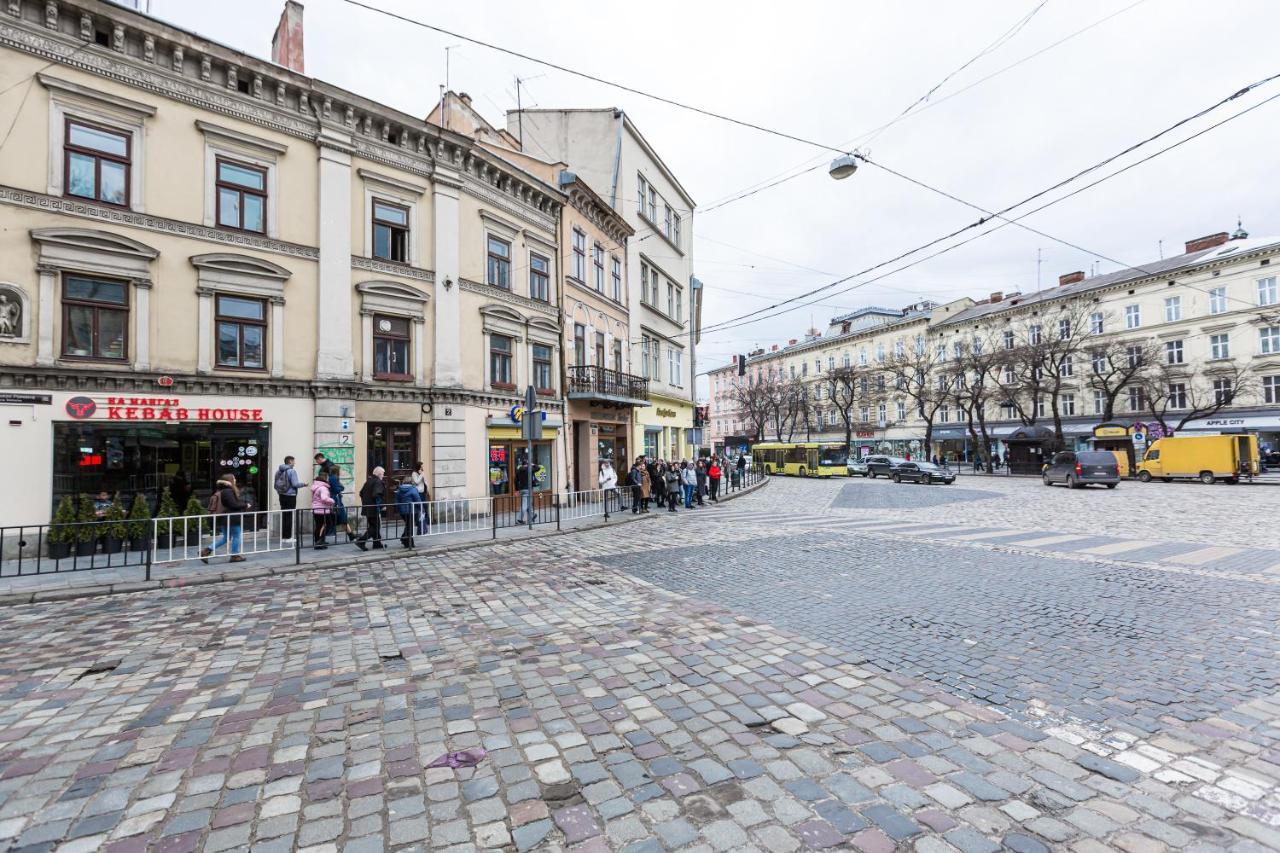 2 Kn. Romana Apartment Лвив Екстериор снимка